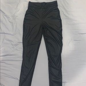 Fashion nova leggings